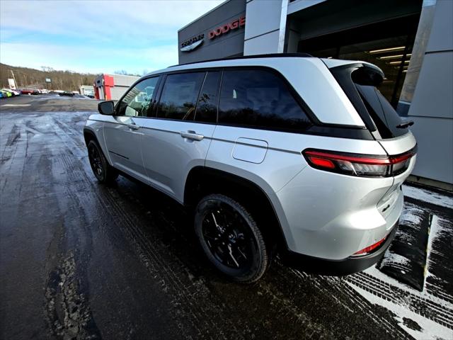 2025 Jeep Grand Cherokee Altitude X 4x4