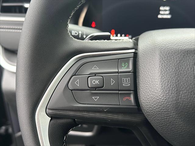 2025 Jeep Grand Cherokee Laredo 4x2