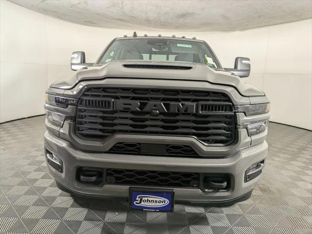 2026 RAM Ram 2500 RAM 2500 BLACK EXPRESS CREW CAB 4X4 64 BOX