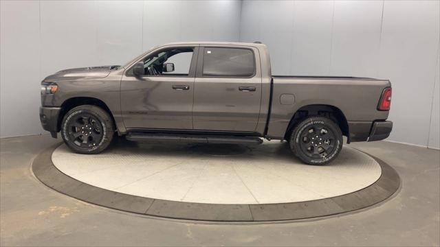 2026 RAM Ram 1500 RAM 1500 EXPRESS CREW CAB 4X4 57 BOX