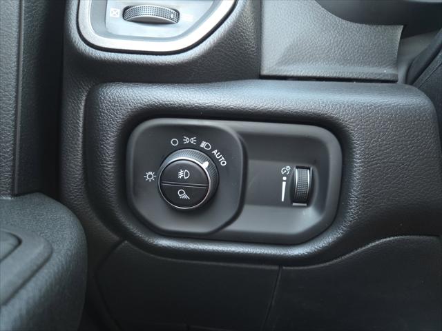 2026 Ram 2500 Tradesman Crew Cab 4x2 6'4" Box