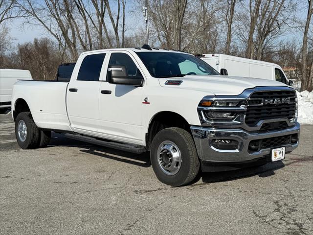 2026 RAM Ram 3500 RAM 3500 TRADESMAN CREW CAB 4X4 8 BOX 2026 RAM Ram 3500 RAM 3500 TRADESMAN CREW CAB 4X4 8 BOX
