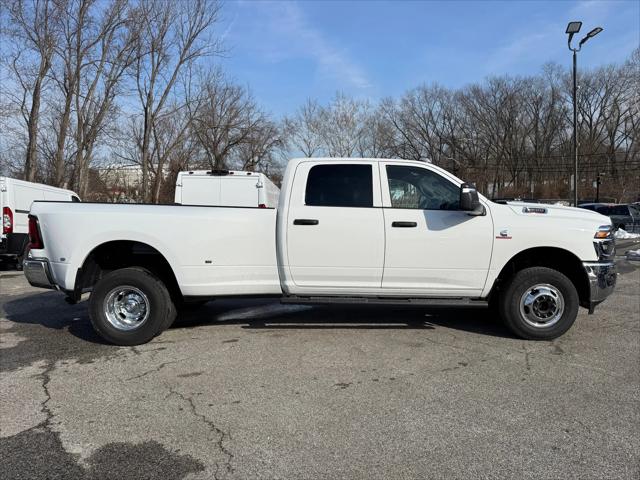 2026 Ram 3500 Tradesman Crew Cab 4x4 8' Box