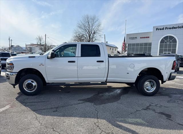2026 Ram 3500 Tradesman Crew Cab 4x4 8' Box