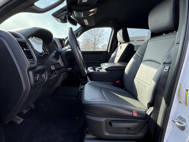 2026 Ram 3500 Tradesman Crew Cab 4x4 8' Box