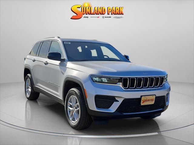 2025 Jeep Grand Cherokee GRAND CHEROKEE LAREDO X 4X2 2025 Jeep Grand Cherokee GRAND CHEROKEE LAREDO X 4X2