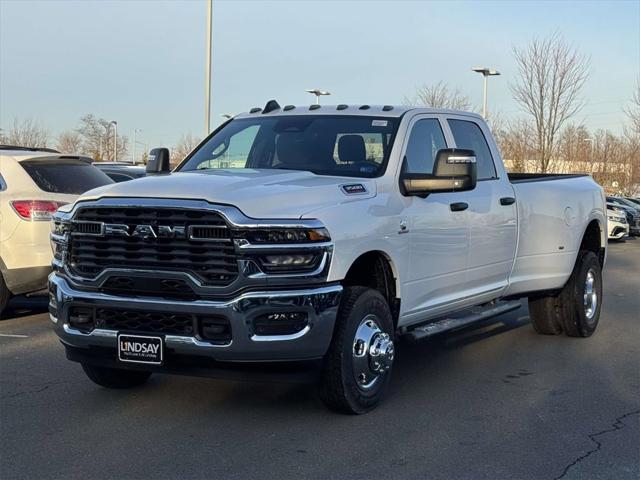 2026 RAM Ram 3500 RAM 3500 TRADESMAN CREW CAB 4X4 8 BOX