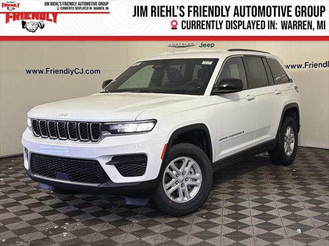 2025 Jeep Grand Cherokee GRAND CHEROKEE LAREDO 4X4