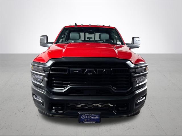 2026 RAM Ram 3500 RAM 3500 TRADESMAN CREW CAB 4X4 64 BOX