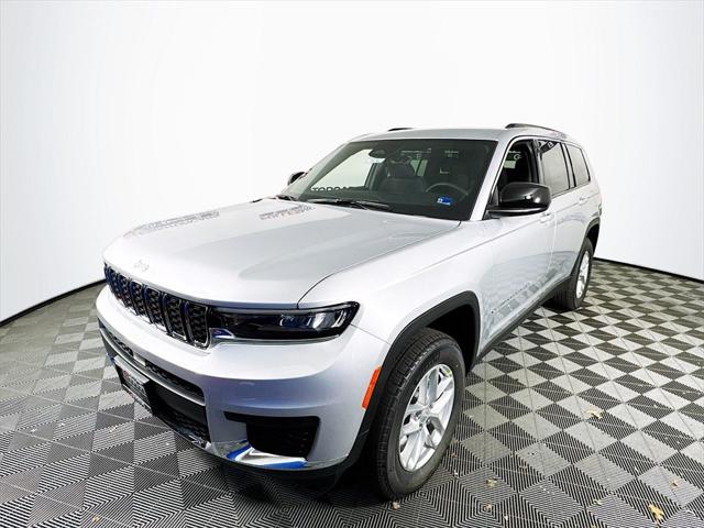 2025 Jeep Grand Cherokee GRAND CHEROKEE L LAREDO X 4X4