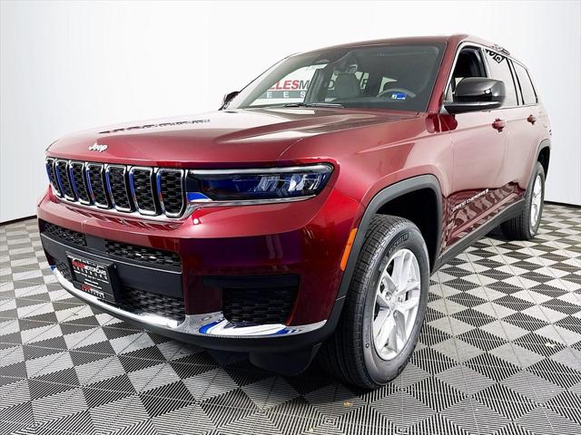 2025 Jeep Grand Cherokee GRAND CHEROKEE L LAREDO X 4X4