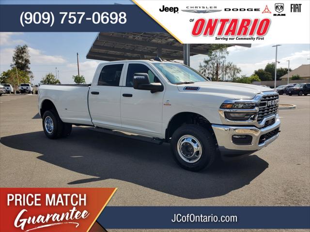 2026 RAM Ram 3500 RAM 3500 TRADESMAN CREW CAB 4X4 8 BOX