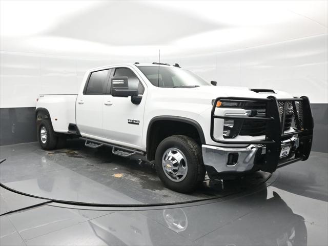 2024 Chevrolet Silverado 3500HD 4WD Crew Cab Long Bed LT