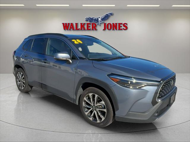 2024 Toyota Corolla Cross XLE 2024 Toyota Corolla Cross XLE