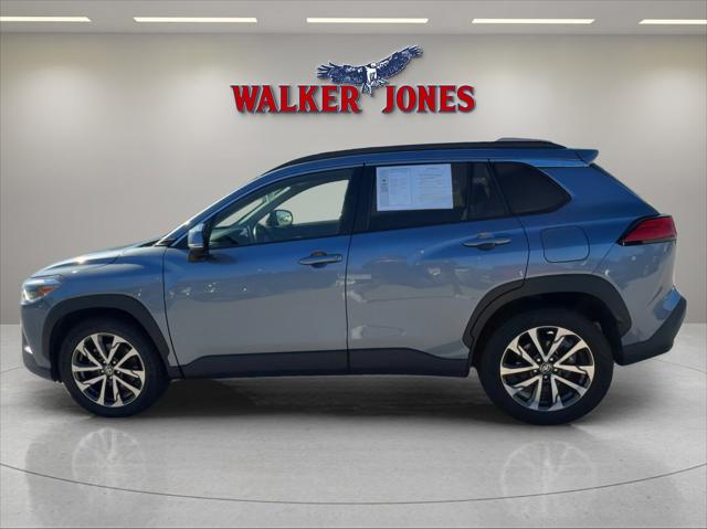 2024 Toyota Corolla Cross XLE