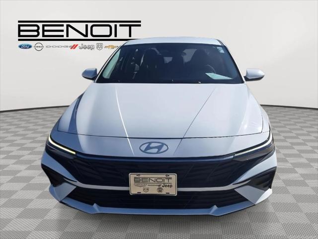 2024 Hyundai Elantra SEL 2024 Hyundai Elantra SEL