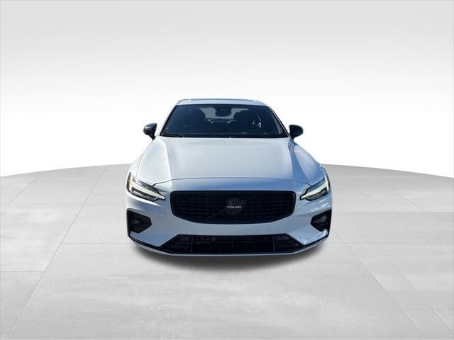 2024 Volvo S60 B5 Plus Black Edition 2024 Volvo S60 B5 Plus Black Edition