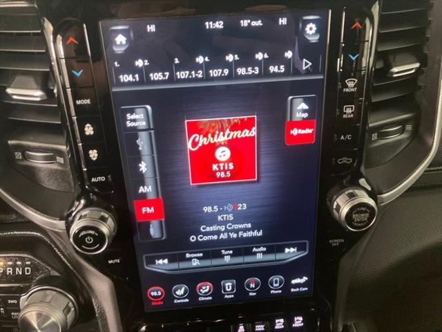 2020 RAM 1500 Laramie Crew Cab 4x4 57 Box 2020 RAM 1500 Laramie Crew Cab 4x4 57 Box