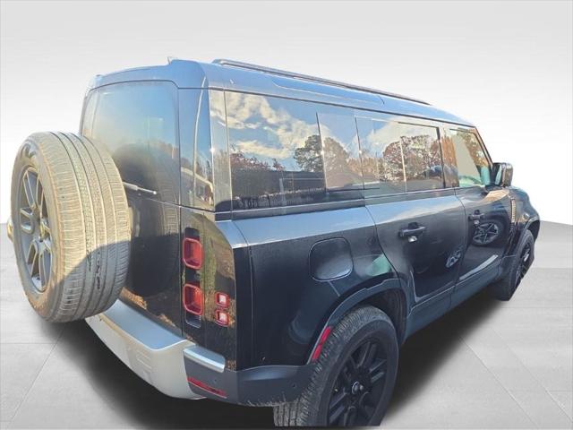 2025 Land Rover Defender 110 P300 2025 Land Rover Defender 110 P300