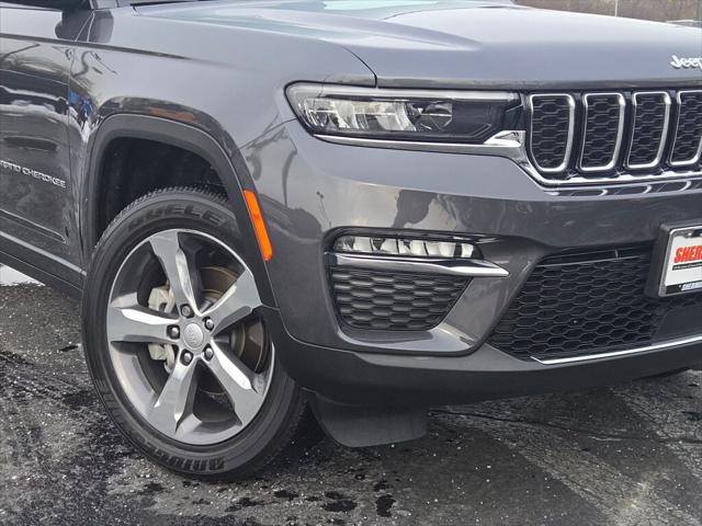 2022 Jeep Grand Cherokee Limited 4x4 2022 Jeep Grand Cherokee Limited 4x4