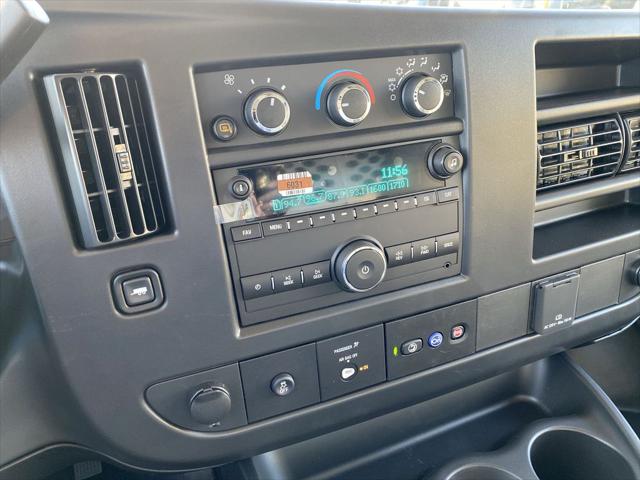 2025 GMC Savana Cargo RWD 2500 Extended Wheelbase Work Van