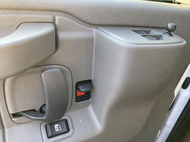 2025 GMC Savana Cargo RWD 2500 Extended Wheelbase Work Van