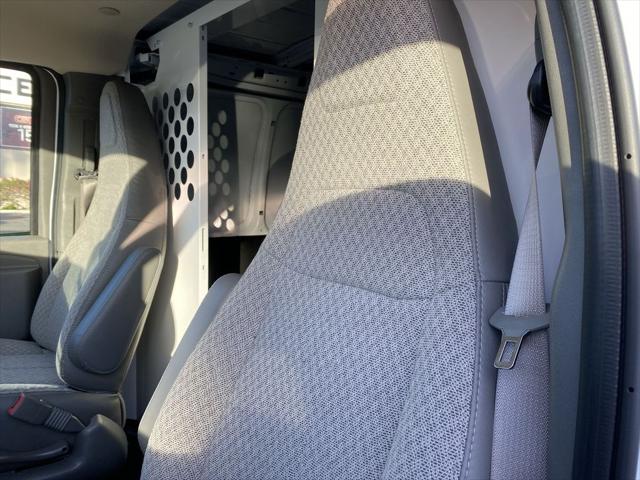 2025 GMC Savana Cargo RWD 2500 Extended Wheelbase Work Van