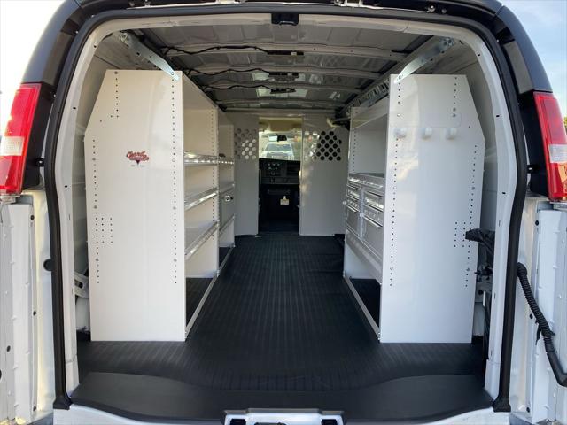 2025 GMC Savana Cargo RWD 2500 Extended Wheelbase Work Van