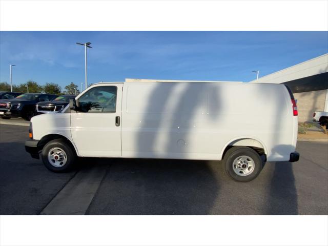 2025 GMC Savana Cargo RWD 2500 Extended Wheelbase Work Van