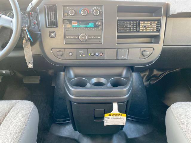 2025 GMC Savana Cargo RWD 2500 Extended Wheelbase Work Van