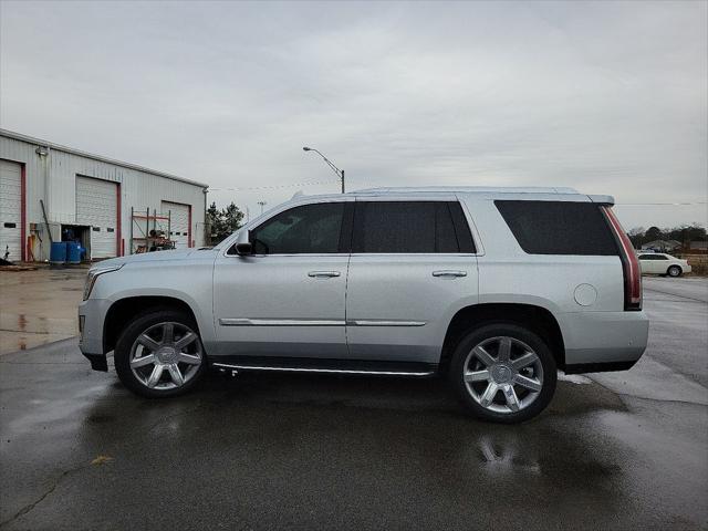 2018 Cadillac Escalade Luxury 2018 Cadillac Escalade Luxury