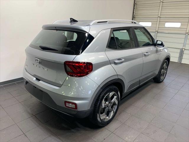 2022 Hyundai Venue SEL