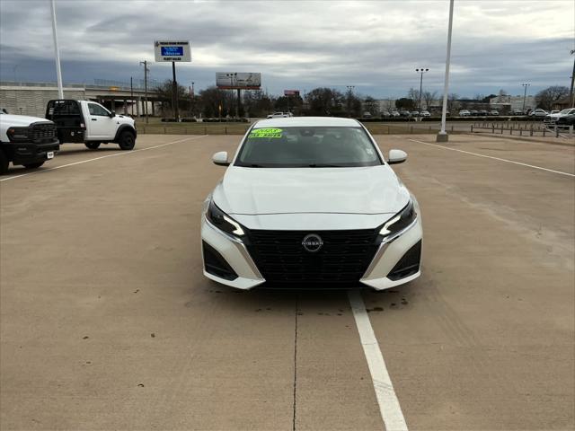 2023 Nissan Altima SV FWD