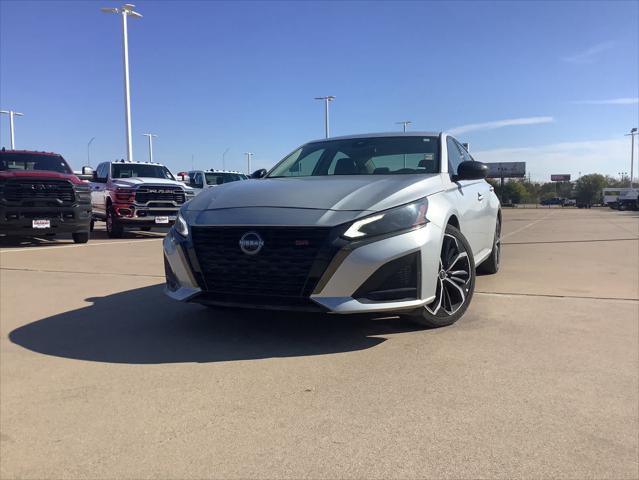 2023 Nissan Altima SR FWD 2023 Nissan Altima SR FWD