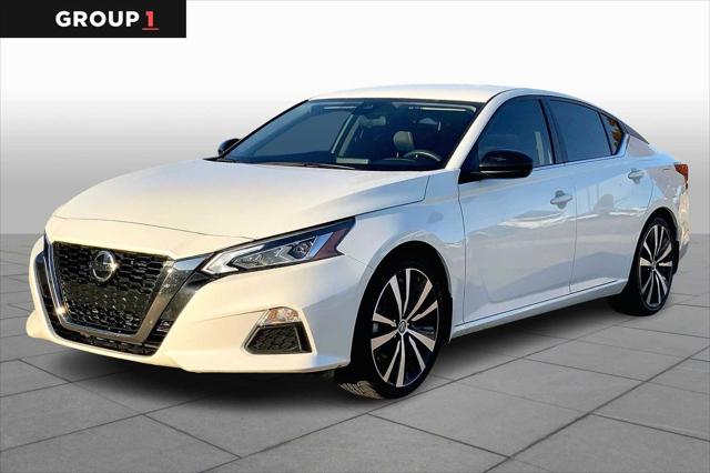 2022 Nissan Altima SR FWD