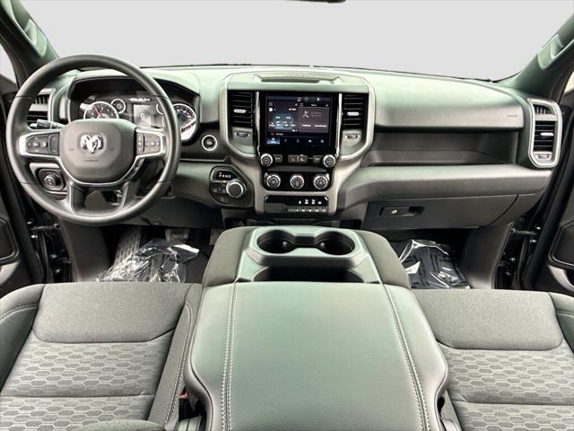 2026 RAM Ram 1500 RAM 1500 EXPRESS CREW CAB 4X4 57 BOX 2026 RAM Ram 1500 RAM 1500 EXPRESS CREW CAB 4X4 57 BOX