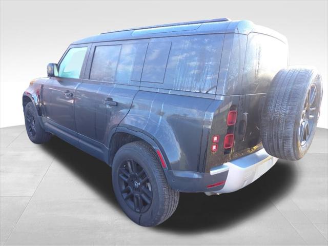 2025 Land Rover Defender 110 P300 2025 Land Rover Defender 110 P300