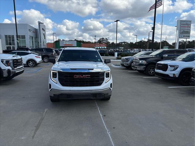 2022 GMC Sierra 1500 4WD Crew Cab Short Box Pro 2022 GMC Sierra 1500 4WD Crew Cab Short Box Pro
