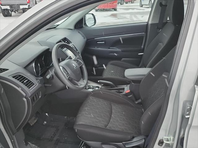 2025 Mitsubishi Outlander Sport 2.0 ES AWC 2025 Mitsubishi Outlander Sport 2.0 ES AWC