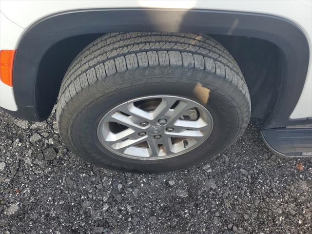 2023 Jeep Grand Cherokee Laredo 4x2 2023 Jeep Grand Cherokee Laredo 4x2