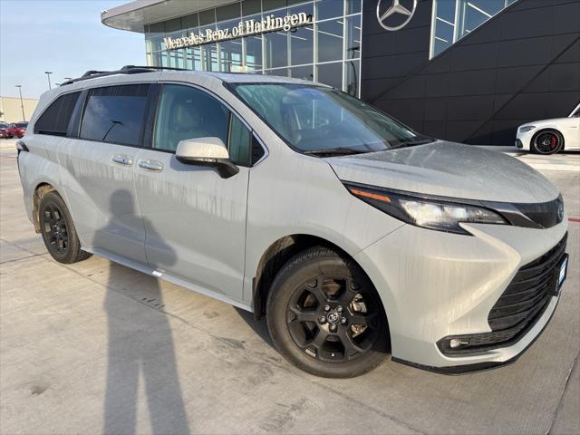 2024 Toyota Sienna Woodland Edition