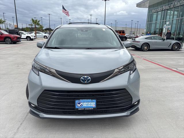 2024 Toyota Sienna Woodland Edition