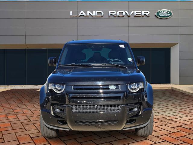2025 Land Rover Defender 110 P400 X