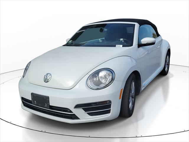 2018 Volkswagen Beetle 2.0T S 2018 Volkswagen Beetle 2.0T S