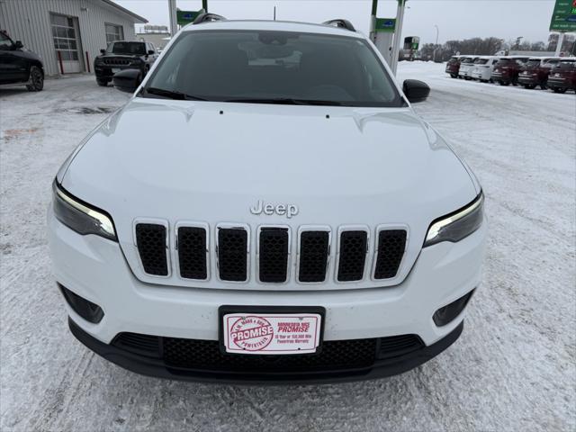 2022 Jeep Cherokee Latitude Lux 4x4 2022 Jeep Cherokee Latitude Lux 4x4