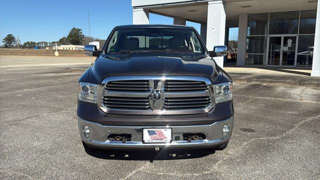 2017 RAM 1500 Laramie Crew Cab 4x4 57 Box