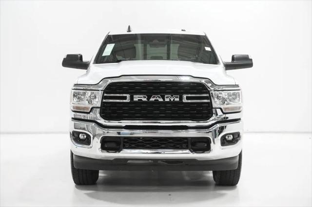 2022 RAM 2500 Big Horn Crew Cab 4x4 64 Box 2022 RAM 2500 Big Horn Crew Cab 4x4 64 Box