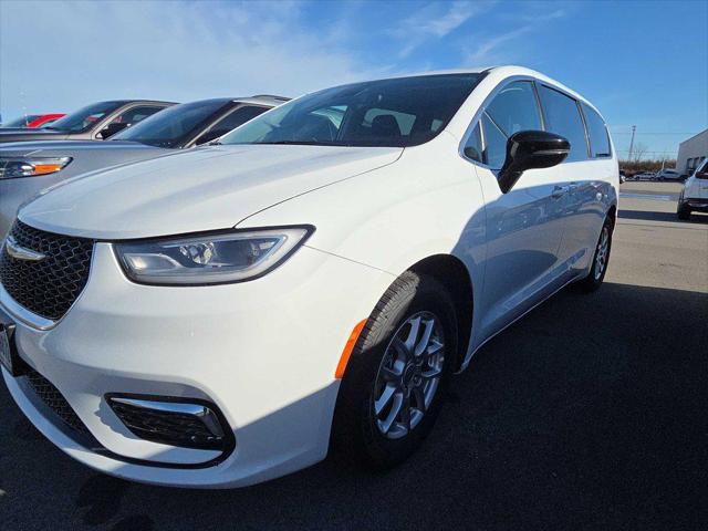 2024 Chrysler Pacifica Touring L for sale in Richmond, KY