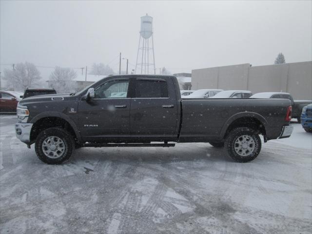 2022 RAM 3500 Laramie Crew Cab 4x4 8 Box