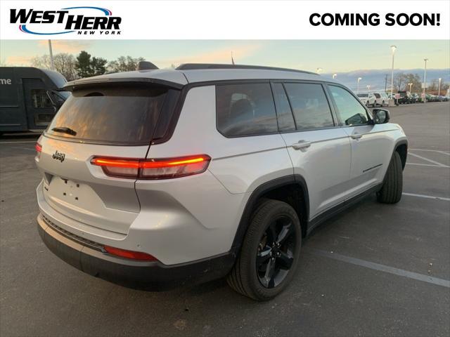 2023 Jeep Grand Cherokee L Altitude 4x4